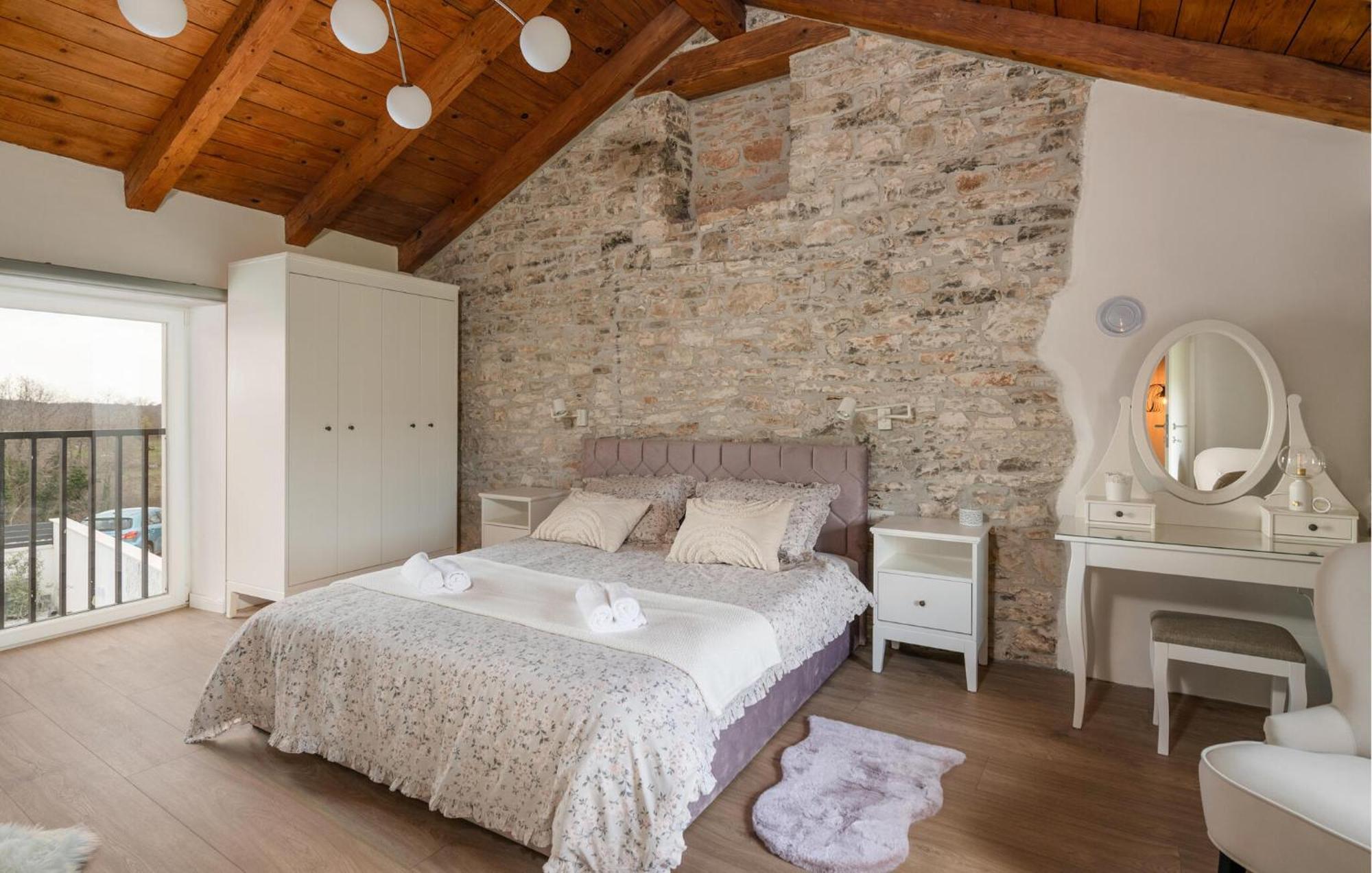 Lovely Home In Vidulini With Kitchen Экстерьер фото